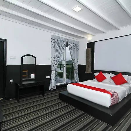 Oyo 523 Royal Hotel 3*
