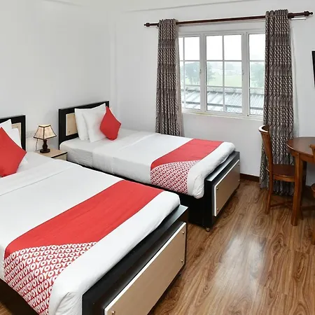 Oyo 430 The Turf Hotel Nuwara Eliya