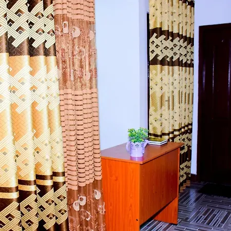 Hotel Oyo 480 Rainbow 3*