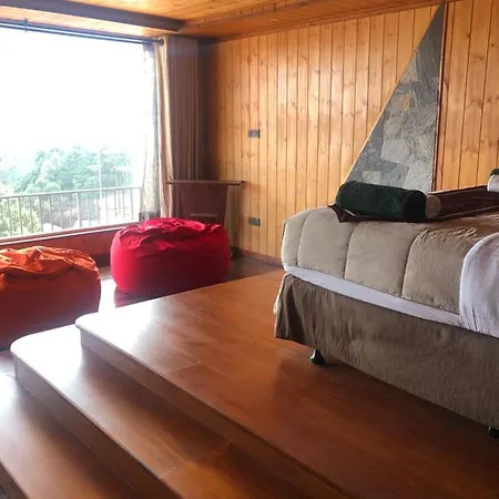 Pigeons Nest Bed & Breakfast 3*