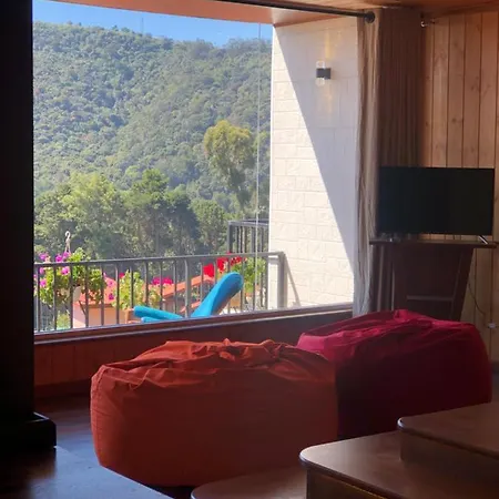 Pigeons Nest Bed & Breakfast 3*