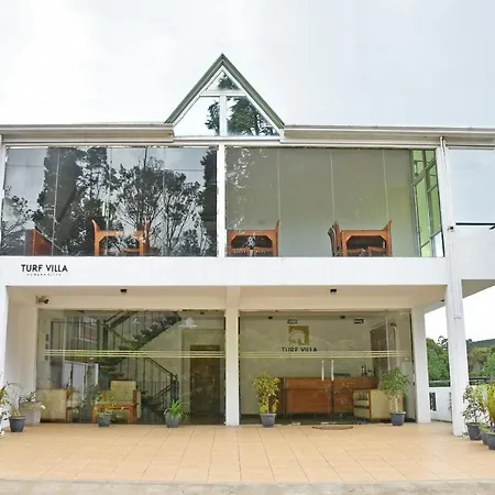 Hotel Oyo 430 The Turf 3*