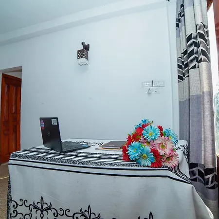 Hotel Oyo 546 Hana Holiday Homes Nuwara Eliya