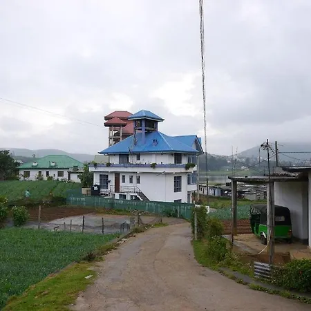 Highlands Lake Guest house