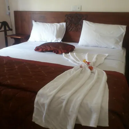 Highlands Lake Guest house