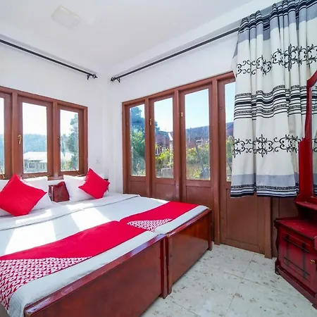 Hotel Oyo 546 Hana Holiday Homes 3*