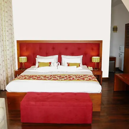 Hotel Blue Meadows Nuwaraeliya 3*