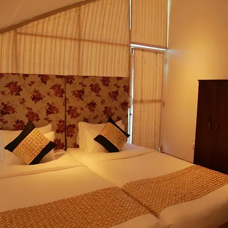 Blue Meadows Nuwaraeliya 3*