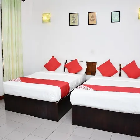 Oyo 349 The Vintage Hotel 3*