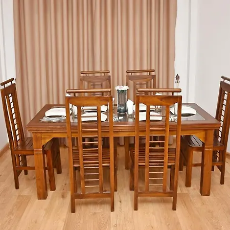 Oyo 418 Tinara Bungalow 3*