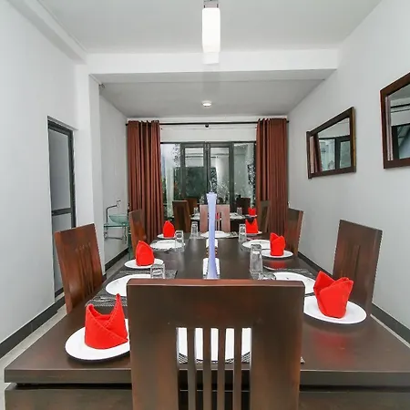 Delphin Hotel 3*