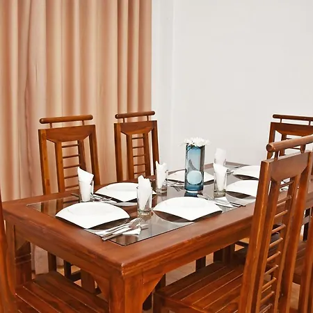 Hotel Oyo 418 Tinara Bungalow