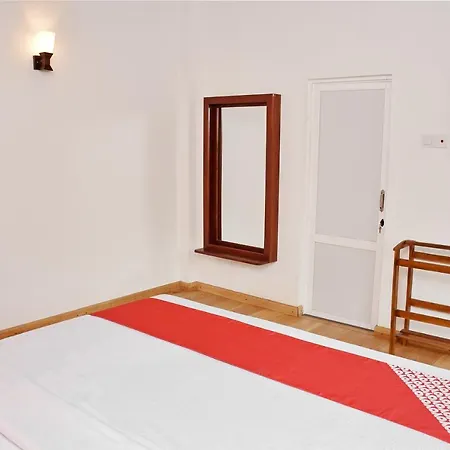 Hotel Oyo 418 Tinara Bungalow 3*