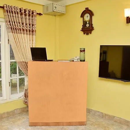 Oyo 418 Tinara Bungalow