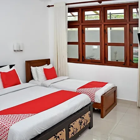 Oyo 537 Royal Bungalow 3* Nuwara Eliya