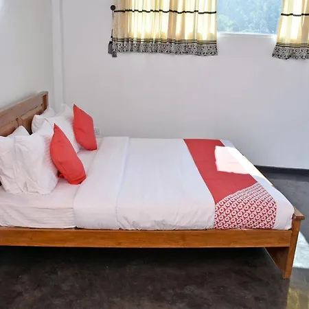 Hotel Oyo 527 The Mount Camellia