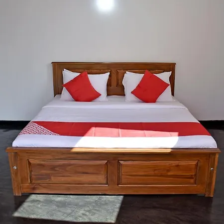 Hotel Oyo 527 The Mount Camellia 3*