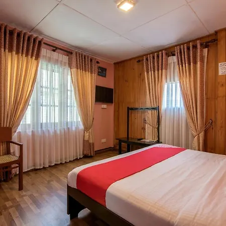 Oyo 577 Green Garden Hotel