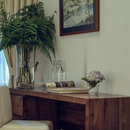 Stafford Bungalow - Exclusive Luxury Within A Private Tea Estate Villa
