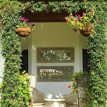 Villa Stafford Bungalow - Exclusive Luxury Within A Private Tea Estate *