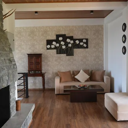 Villa Tranquil - Stunning Views With Free Breakfast