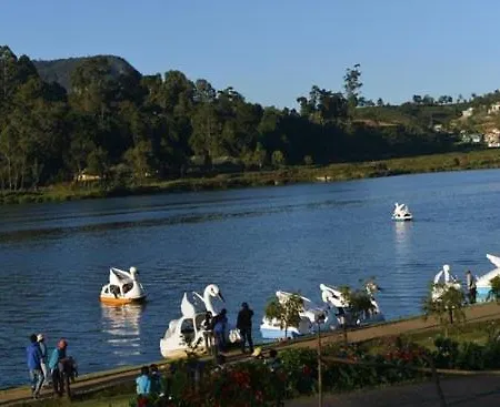 Holiday Aparthotel Nuwara Eliya