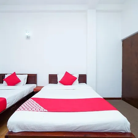 Hotel Oyo 586 Rose Garden