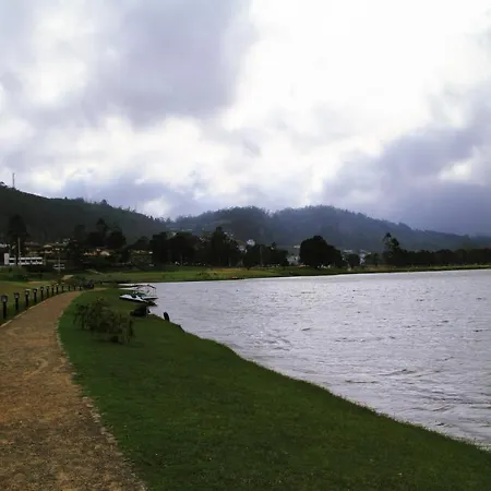 Hotel Oyo 453 Green Palace Nuwara Eliya