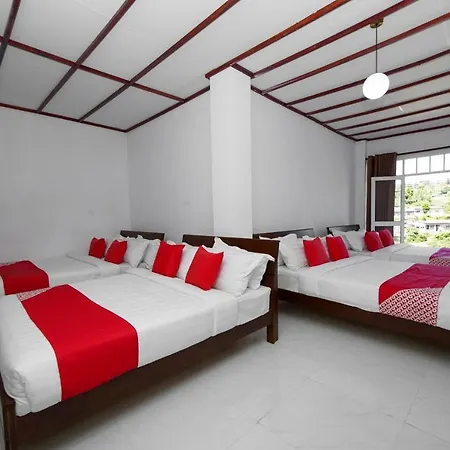Oyo 575 White Rose Hotel Nuwara Eliya