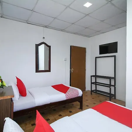Oyo 453 Green Palace Nuwara Eliya