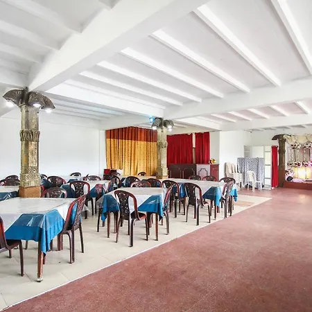 Oyo 453 Green Palace Hotel