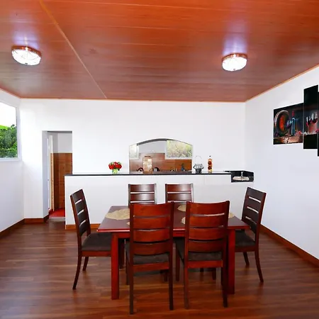 Gregory Hills Nuwara Eliya