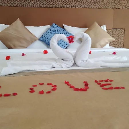 Rest Master Luxury Bunglaw Nuwara Eliya