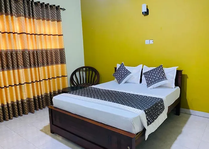 Crown Resort Nugathalawa