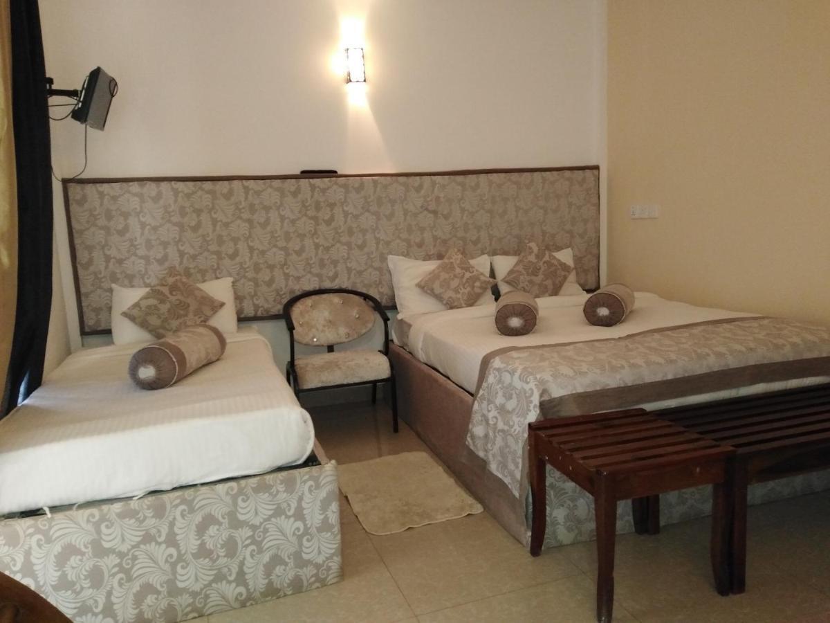 Hotel Rest Master Luxury Bunglaw 2*