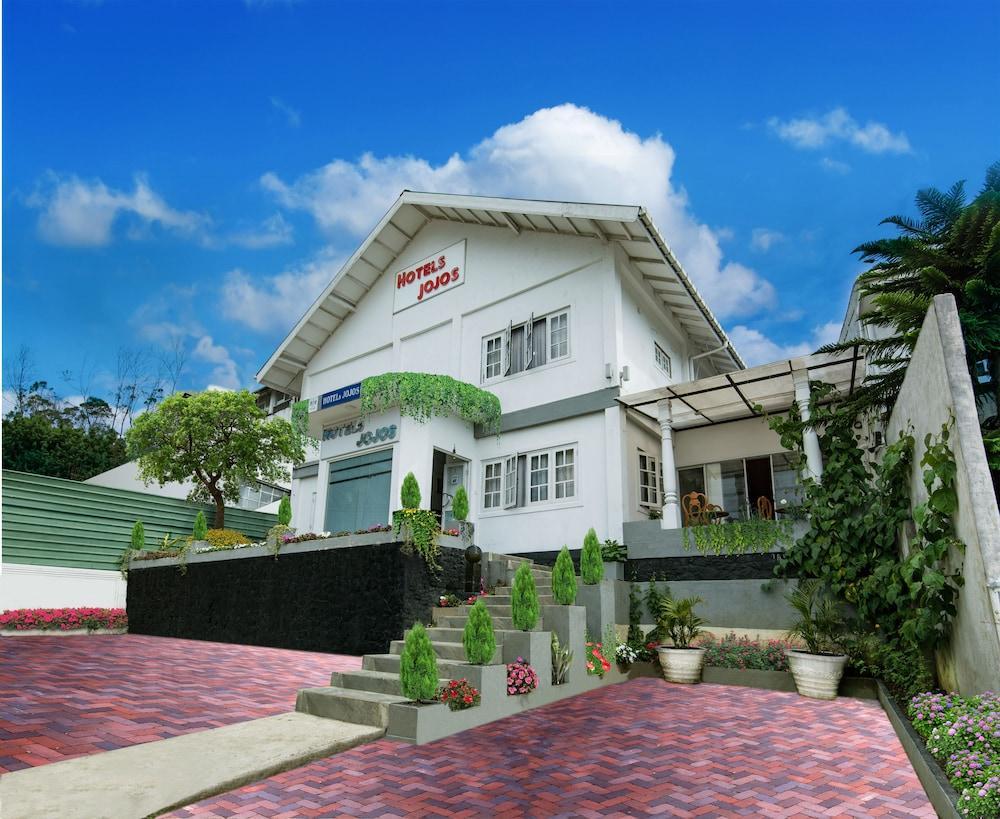 Hotel Jojos 4*
