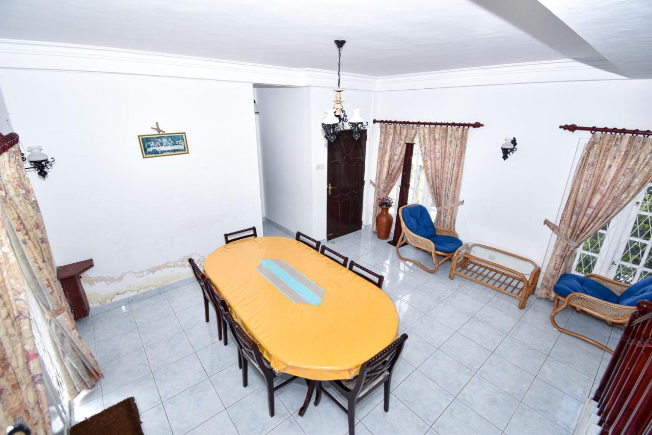 Guest house St. Anne Bunglow