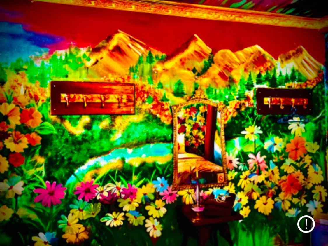 Serendipity Artistic By Heidis Guest house *
