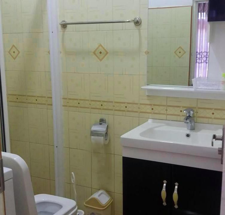 The Royal Terrace Holiday Bungalow Bed & Breakfast Nuwara Eliya