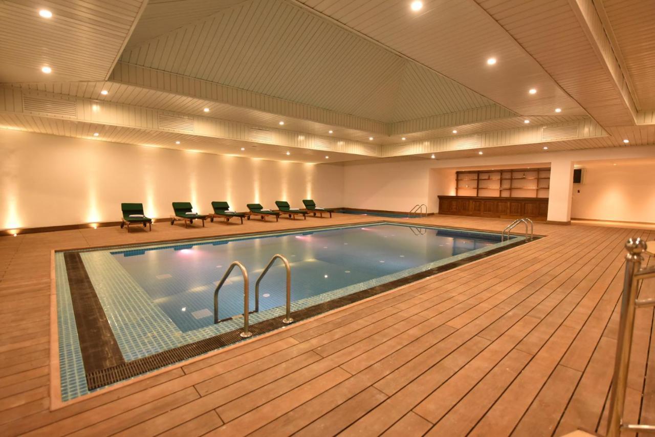 Araliya Red - Budget Friendly Hotel- Where Find Stunning 360 Panoramic View Of Hotel Nuwara Eliya