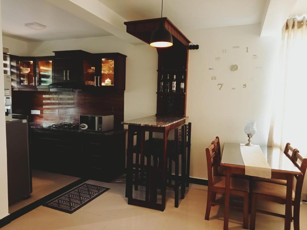 Tea Breeze Luxury Apartment *