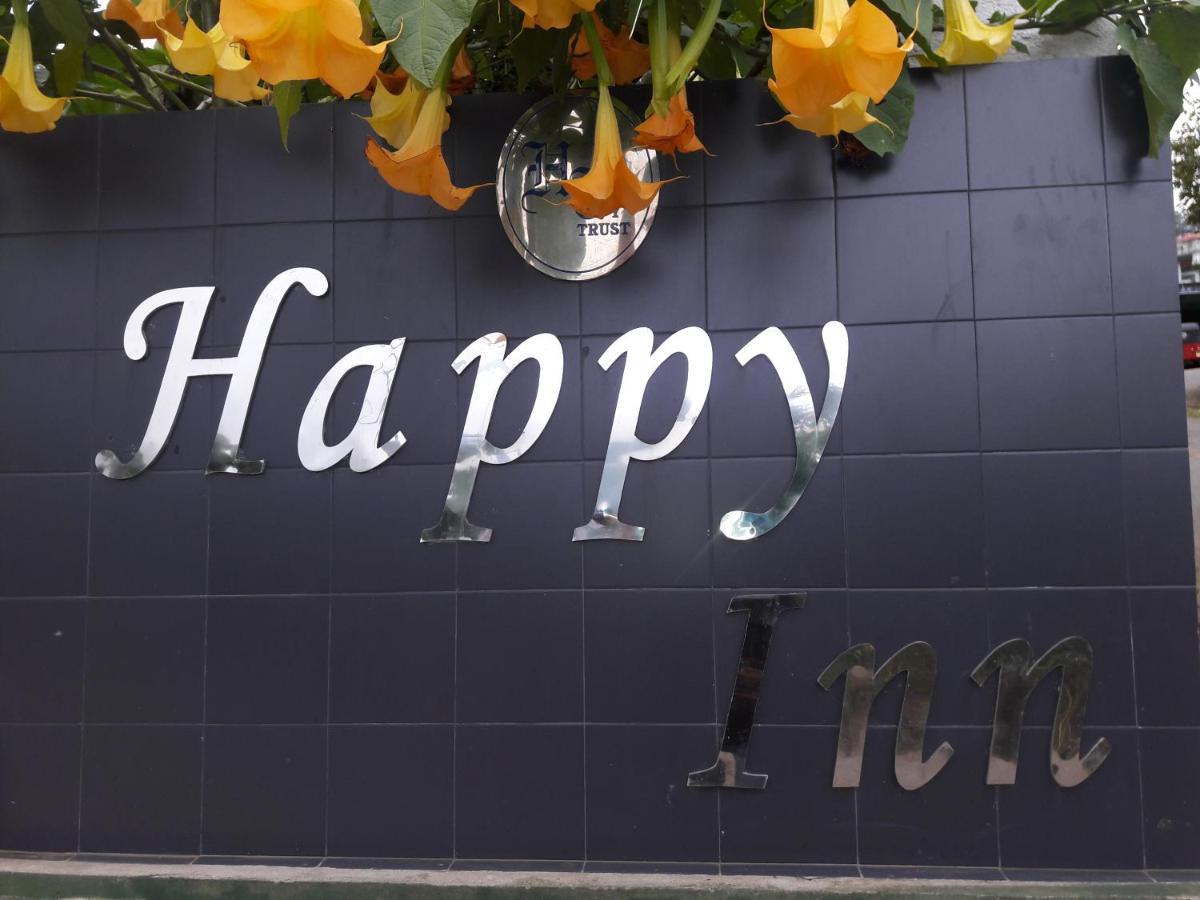 New Happy Inn *