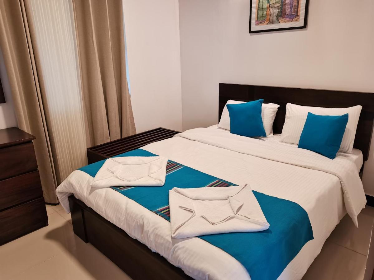Lake Infinity Residences -