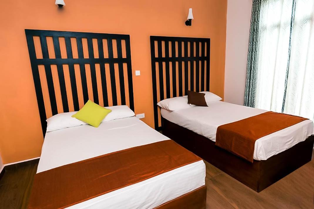 Monaara Leisure - Nuwaraeliya Guest house *