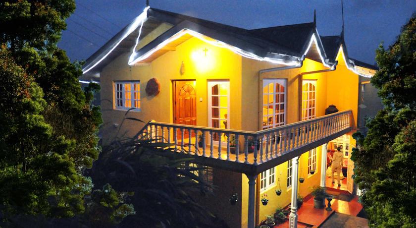 Hill View Bungalow Inn