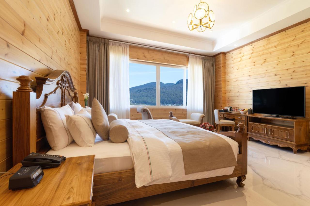 Araliya Red - Budget Friendly Hotel- Where Find Stunning 360 Panoramic View Of Nuwara Eliya