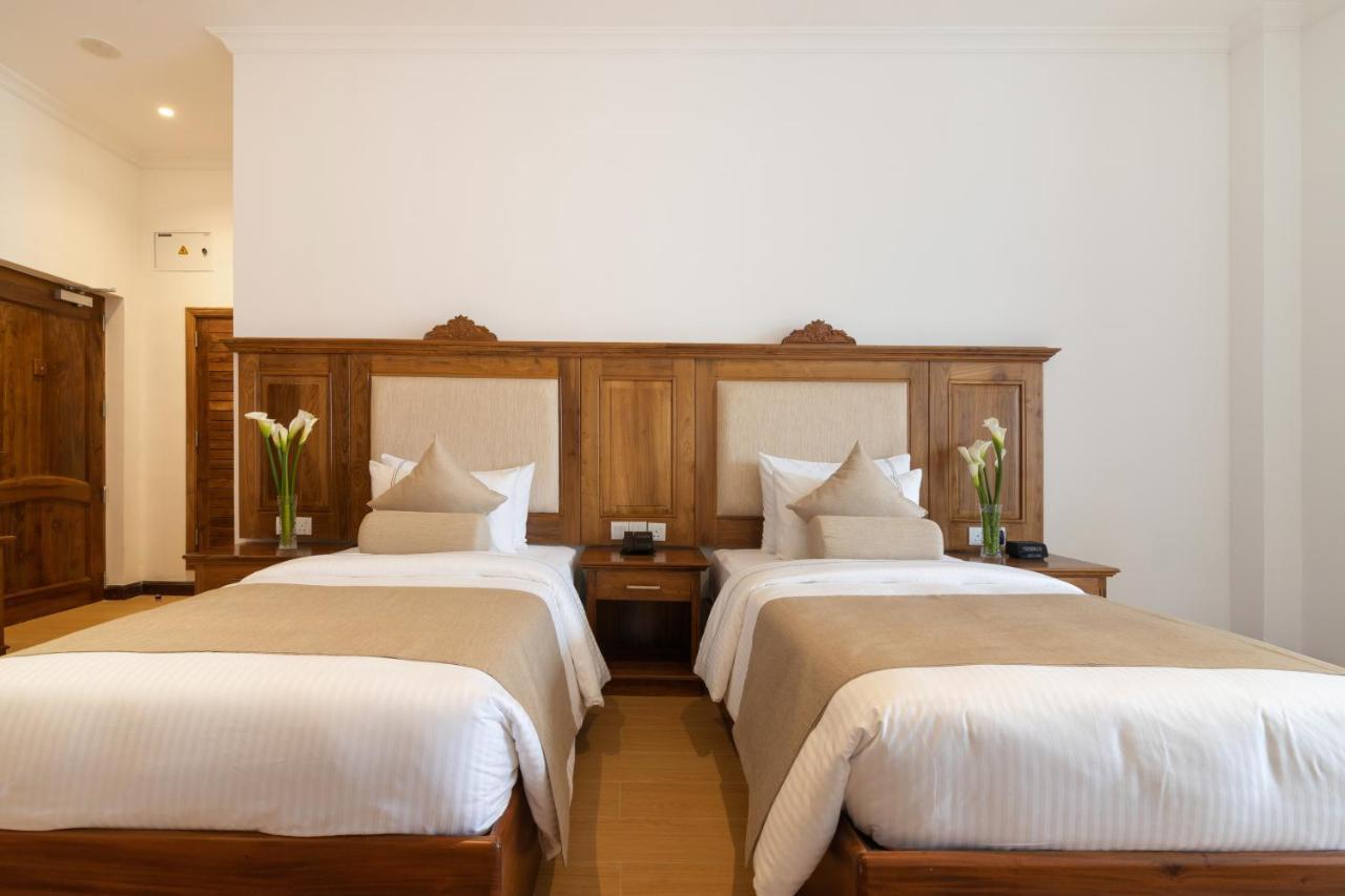 Araliya Red - Budget Friendly Hotel- Where Find Stunning 360 Panoramic View Of Hotel Nuwara Eliya