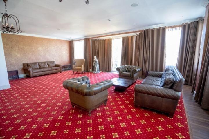 Sambar Hills Hotel