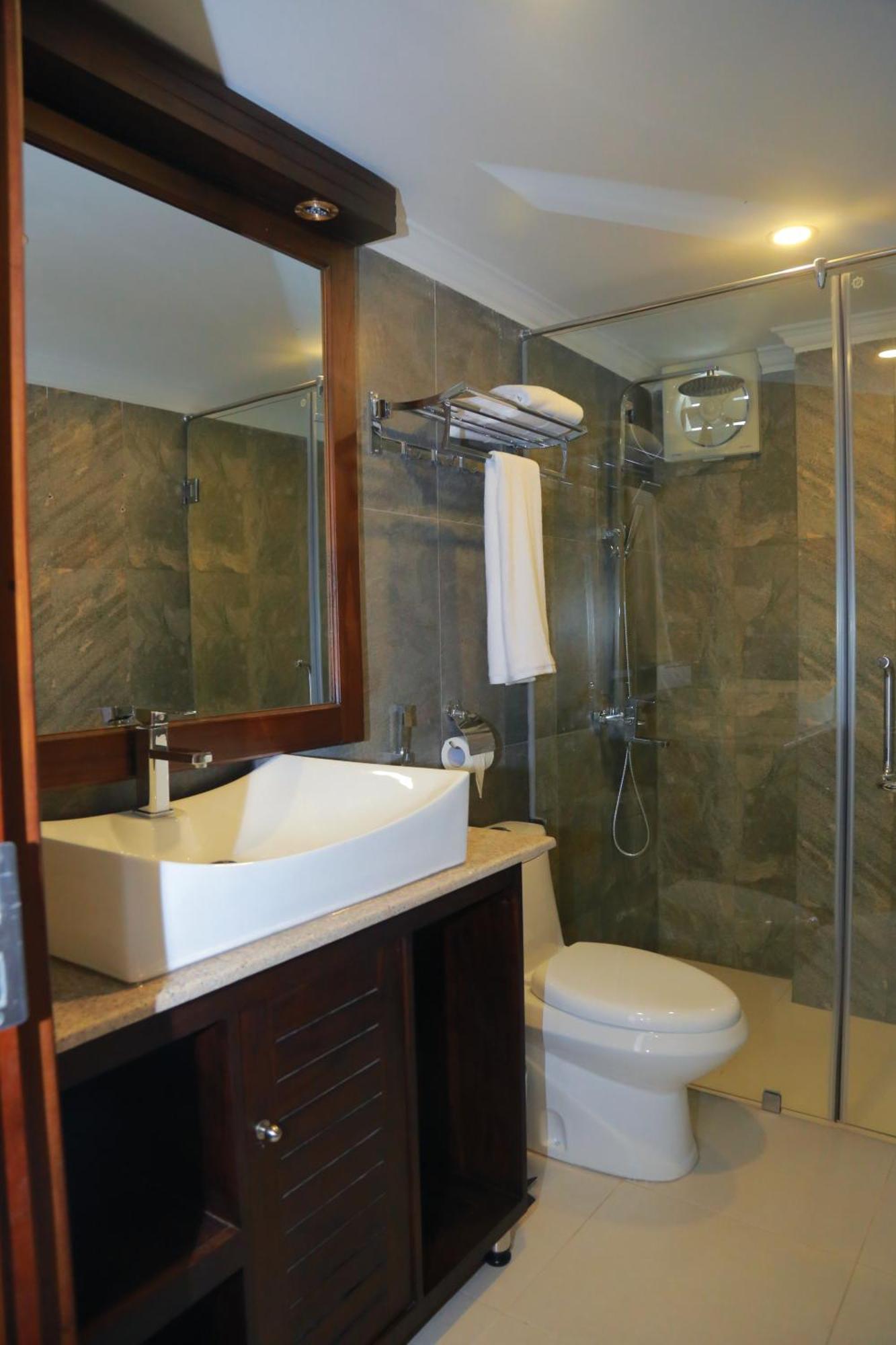 Galaxy Grand 3* Nuwara Eliya