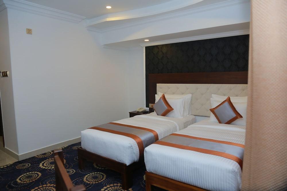Galaxy Grand Nuwara Eliya